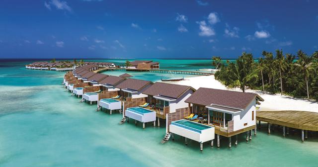 Atmosphere-Kanifushi-WATER-VILLA-JETTY