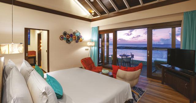 Atmosphere-Kanifushi-WATER-VILLA-WITH-POOL-02