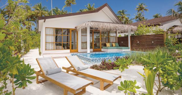 Oblu-Select-at-Sangeli-2025-BEACH-FAMILY-SUITES-WITH-POOL-02