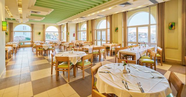 Calimera-Yati-Beach-2024-RESTAURANT-02