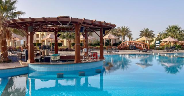 Sataya-Resort-2025-POOL-BAR-01