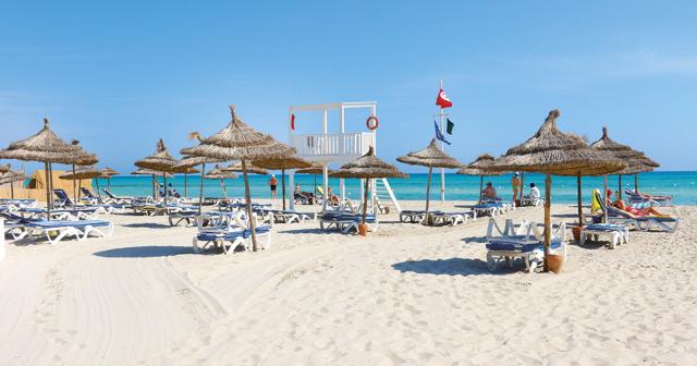Royal-Garden-Palace-BEACH