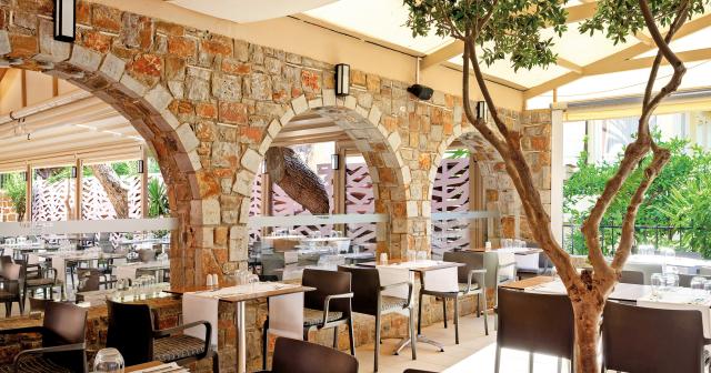 High-Beach-White-MAIN-RESTAURANT-2024