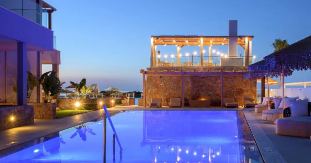 High-Beach-White-POOL-2024-01