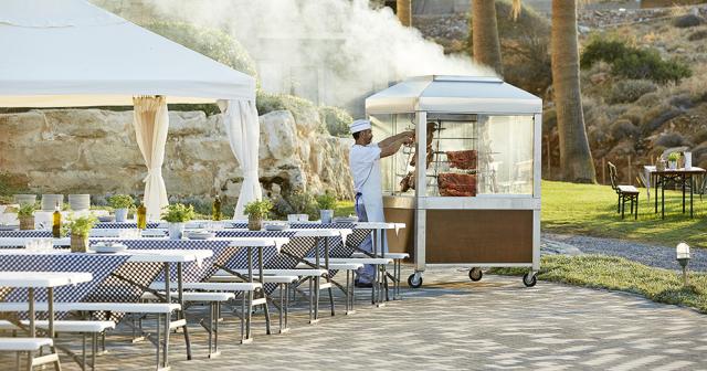 Grecotel-Club-Marine-Palace-and-Aqua-Park-BARBECUE-02