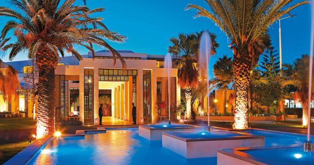 Grecotel-Creta-Palace-Luxury-Resort-ENTRANCE-02