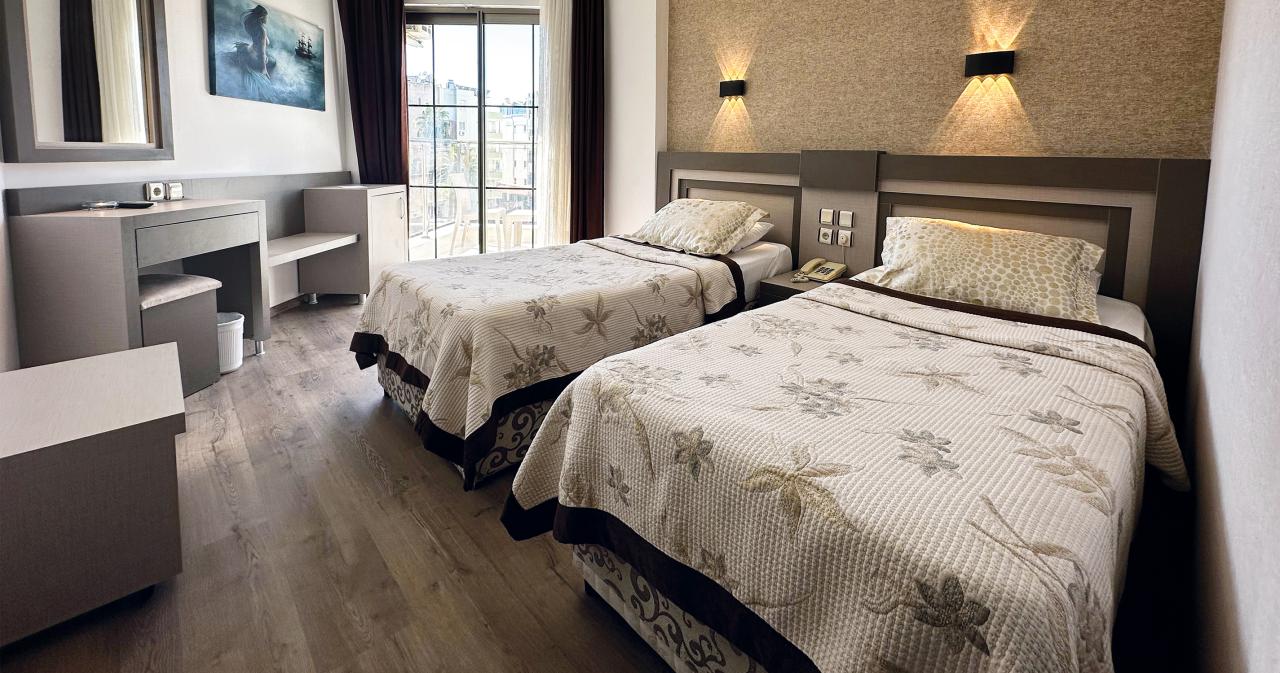 Monte-Carlo-2024-STANDART-ROOM-TWIN-BED