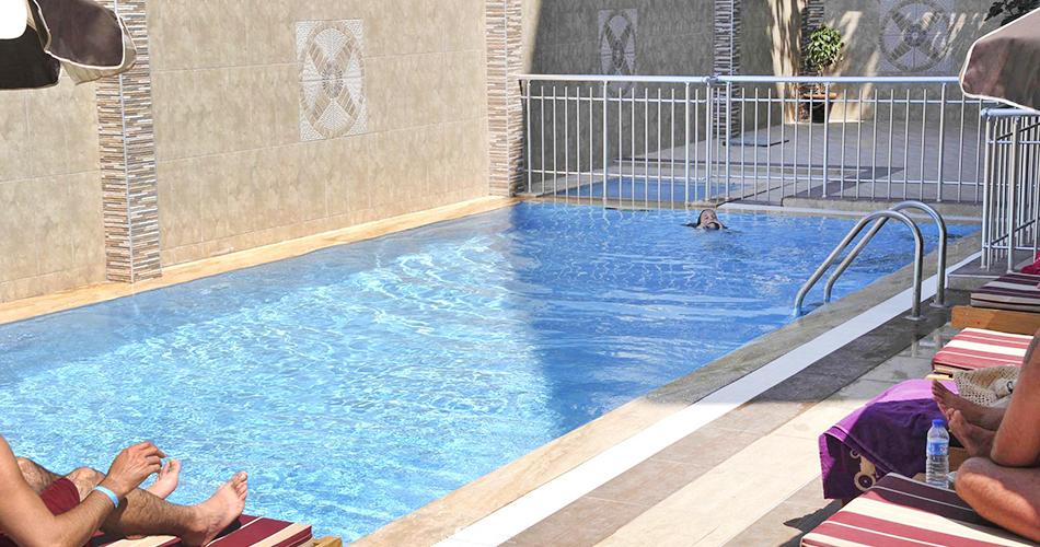 Monte-Carlo-ANNEX-BUILDING-POOL2