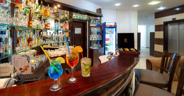 Mpm-Condor-LOBBY-BAR-2025-02