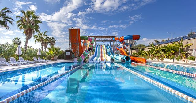 Haydarpasha-Palace-WATERSLIDES-01