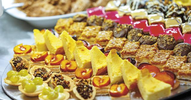Caribbean-World-Djerba-CAKES