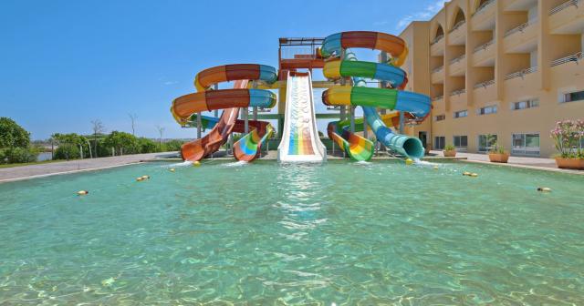 Skanes-Serail-WATERSLIDES-2025-03