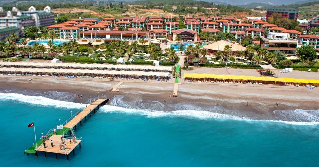 Gypsophila-Holiday-Village-BEACH-01