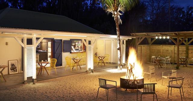 Lagoon-Attitude-RESTAURANT-OUTDOOR