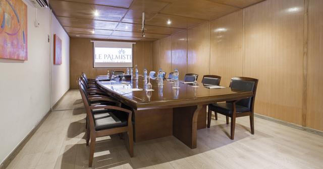 Le-Palmiste-Resort-Spa-MEETING-ROOM