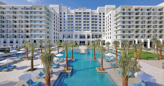 Hilton-Abu-Dhabi-Yas-Island-POOL