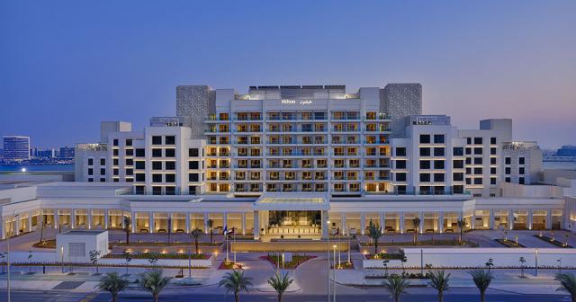 Hilton-Abu-Dhabi-Yas-Island-BUILDING