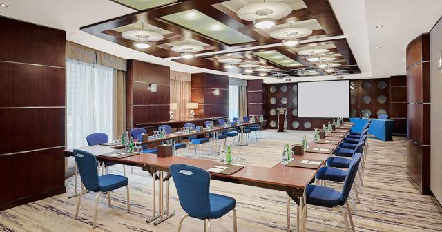 Rose-Rayhaan-MEETING-ROOM-2023