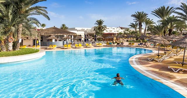 Club-Magic-Life-Penelope-Beach-Imperial-and-Aquapark-POOL-1