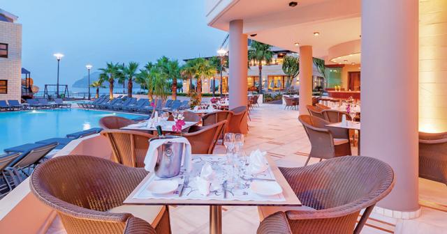 Porto-Platanias-Beach-Resort-and-Spa-POOL-RESTAURANT