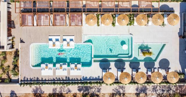 Avra-Imperial-POOL-OVERVIEW-2022