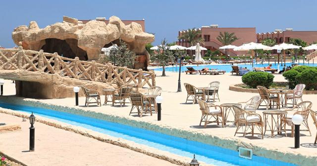 Three-Corners-Happy-Life-Resort-POOL-BAR-2021