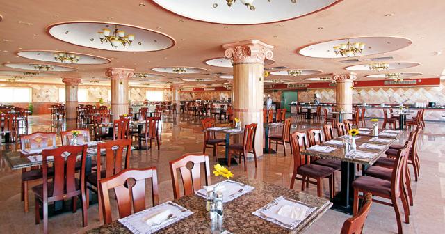 Three-Corners-Happy-Life-Beach-Resort-RESTAURANT
