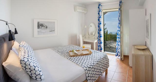 Isola-Bella-ROOM-03