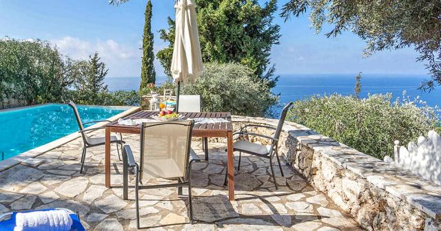 Isola-Bella-TERRACE-01