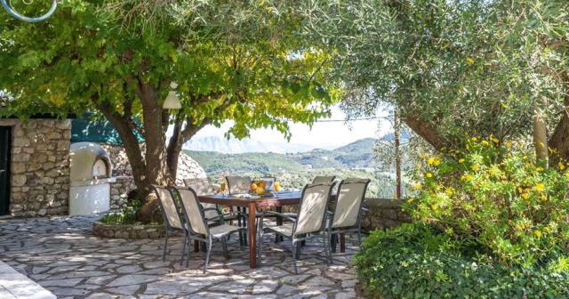 Old-House-And-Guest-House-TERRACE