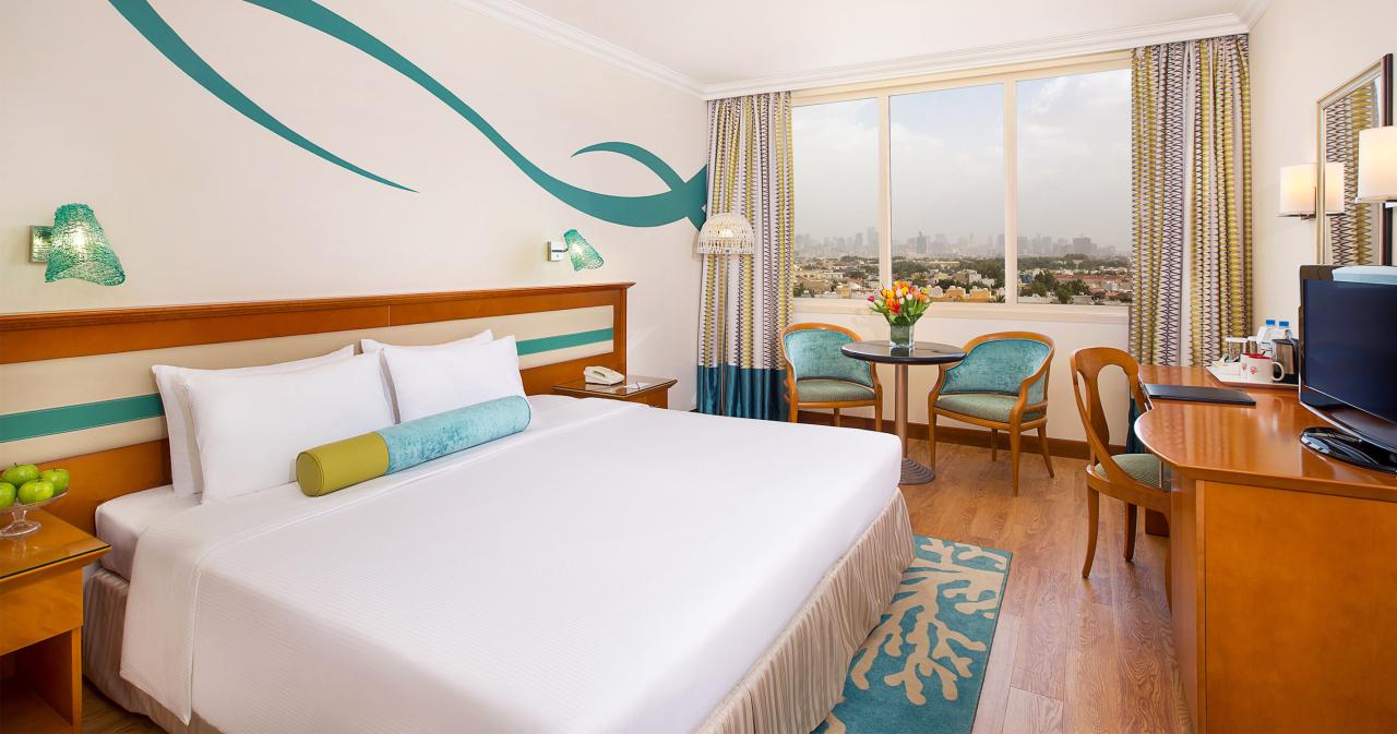 Coral-Beach-DELUXE-CITY-SIDE-ROOM