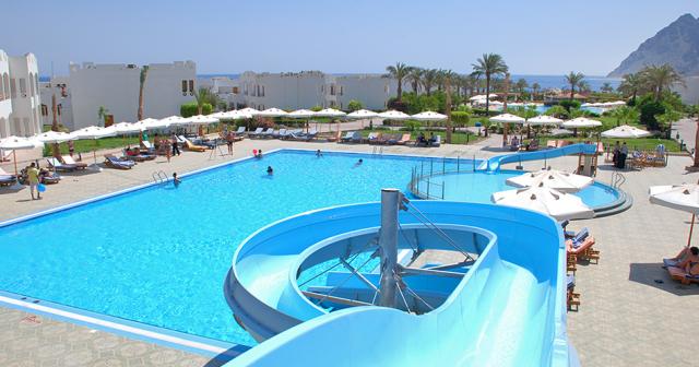Hotel-Happy-Life-Village-POOL