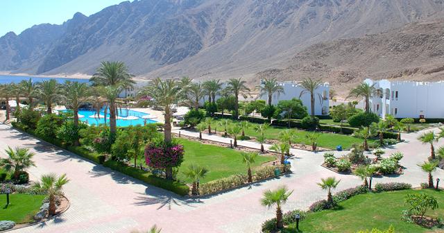 Hotel-Happy-Life-Village-GARDEN-2