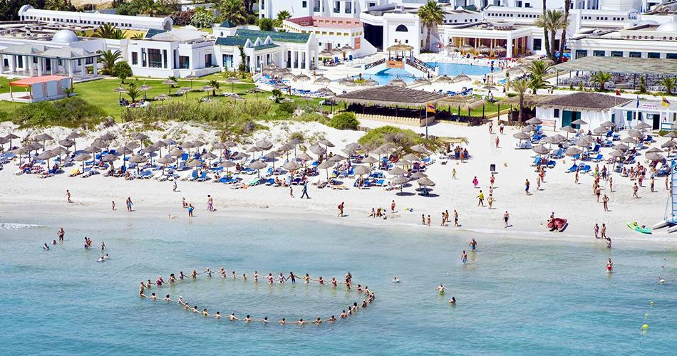 El-Borj-POOL-BEACHVIEW