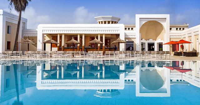 El-Borj-POOL-BAR_1