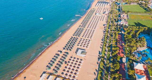 Kamelya-Selin-2024-BEACH