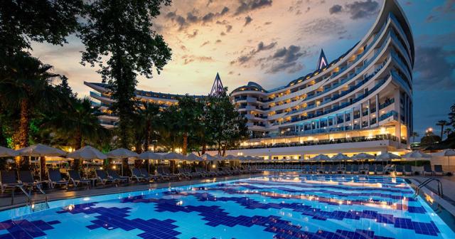 Botanik-Platinum-POOL-2023-01