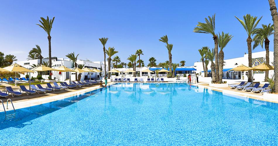 Cooee-Hari-Club-Beach-Resort-MAIN