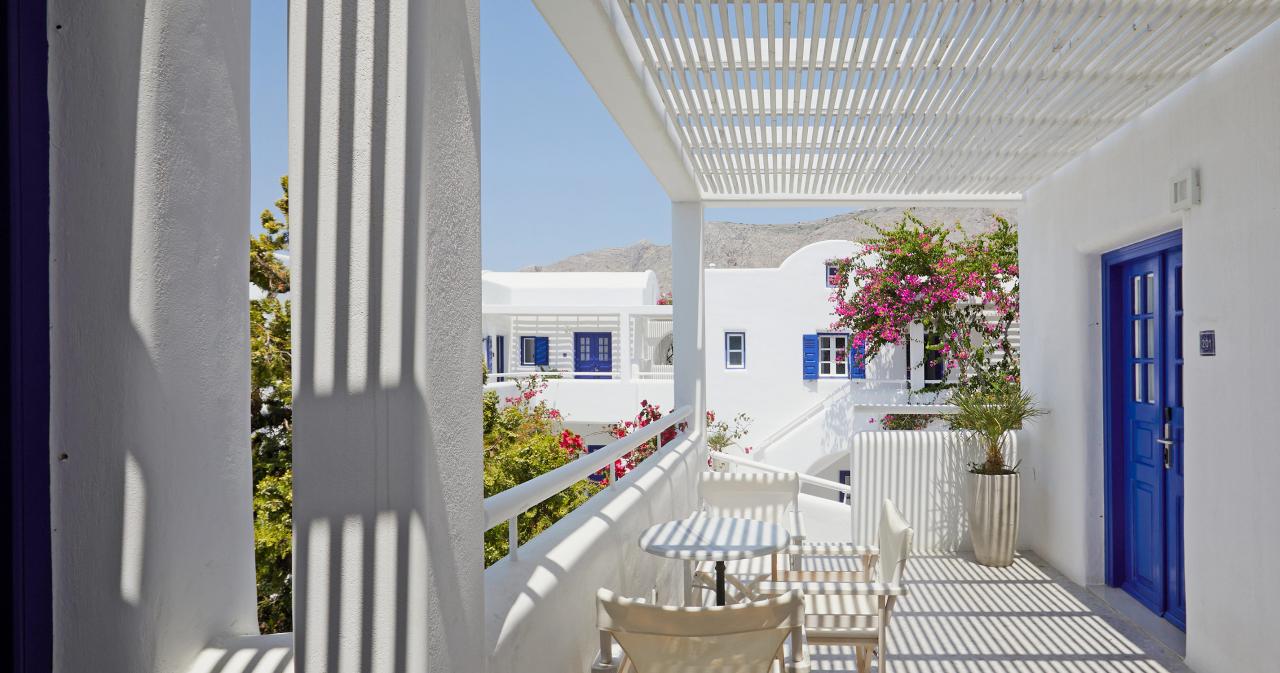 Kouros-Village-2025-ROOM-BALCONY