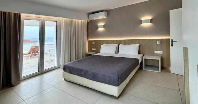 Sirenes-Beach-Resort-FAMILY-ROOM-2025-01