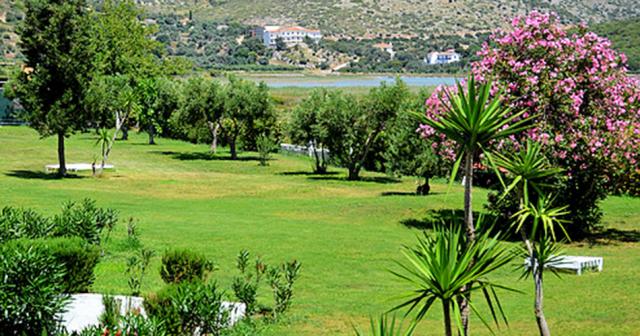 Sirenes-Beach-Resort-GARDEN
