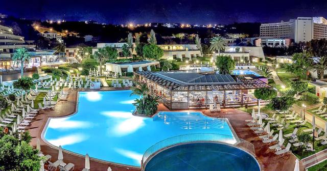 Sol-Cosmopolitan-Rhodes-MAIN-2024
