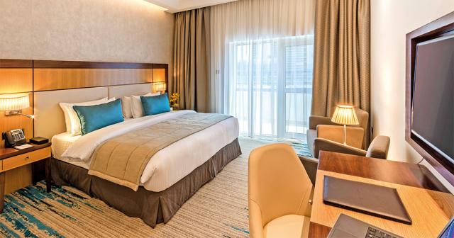 Golden-Tulip-Media-City-DELUXE-ROOM