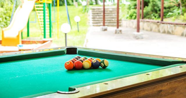 Ljuljak-BILLIARD