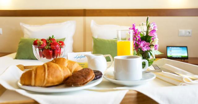 Ljuljak-BREAKFAST