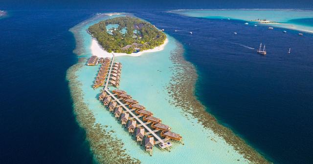 Vilamendhoo-Island-Resort-a-Spa-OVERVIEW-04