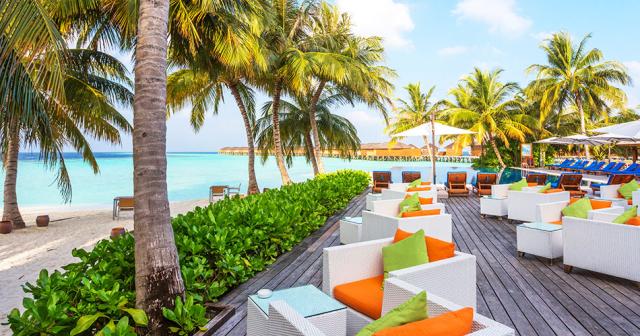 Vilamendhoo-Island-Resort-a-Spa-TERRACE