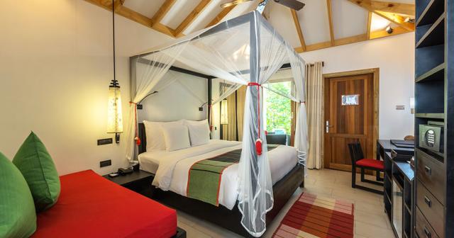 Vilamendhoo-Island-Resort-a-Spa-GARDEN-ROOM