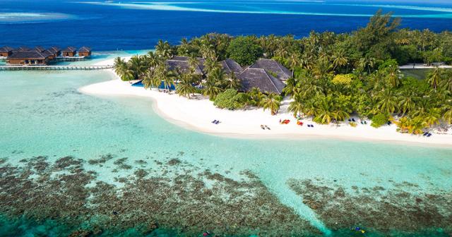 Vilamendhoo-Island-Resort-a-Spa-OVERVIEW-03