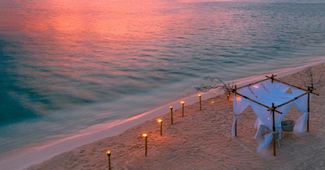 You-and-Me-By-Cocco-BEACH-DINNER
